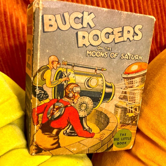 Antique 1934 Big Little Book: BUCK ROGERS ON THE MOONS OF SATURN - Picture 1 of 12